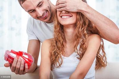 情人节女孩子都喜欢什么礼物呢